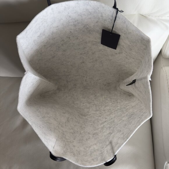 NWT PRADA Tote BAG Grey Felt 100% Authentic - Picture 10 of 12
